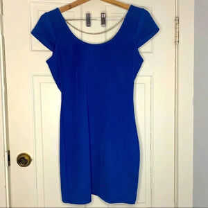 Epique Moi backless chain dress